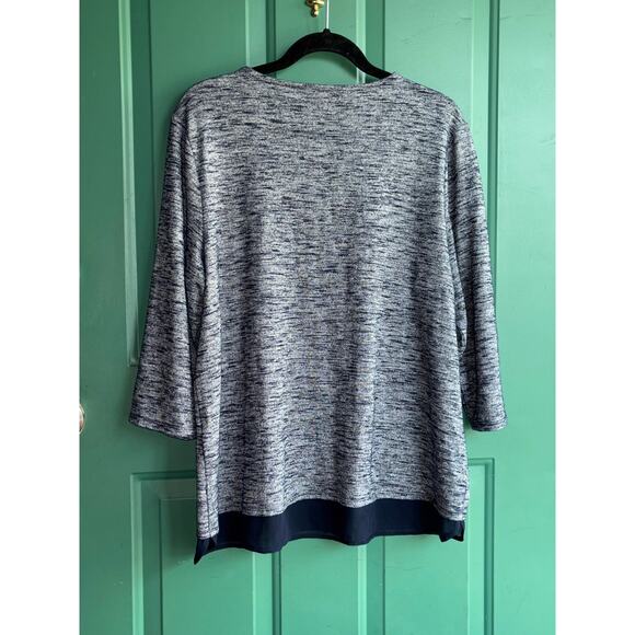 Chicos size XL (3) lightweight long sleeve top - Picture 9 of 9